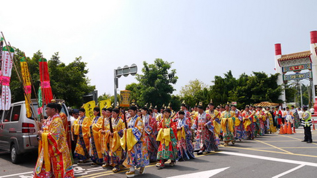 晉封與送行—六十五代張意將天師晉封陳榮盛道長育德真人暨護行榮登南天門儀仗